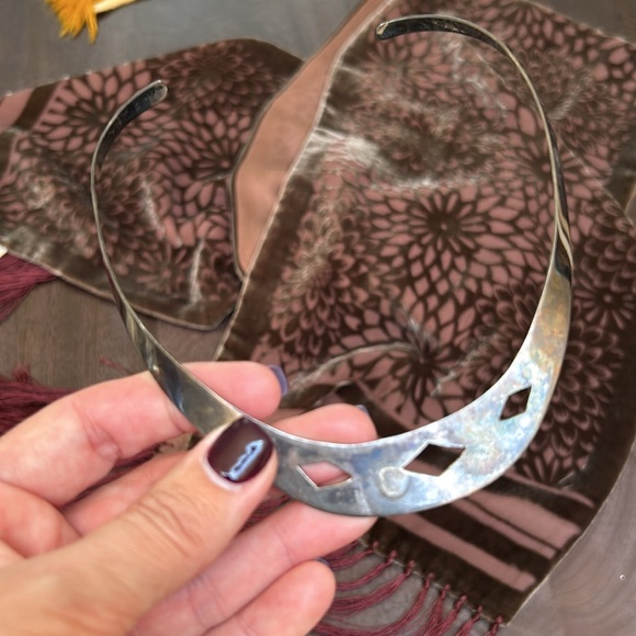 Sterling Silver Cut Out Choker Collar Necklace - Picture 8 of 14